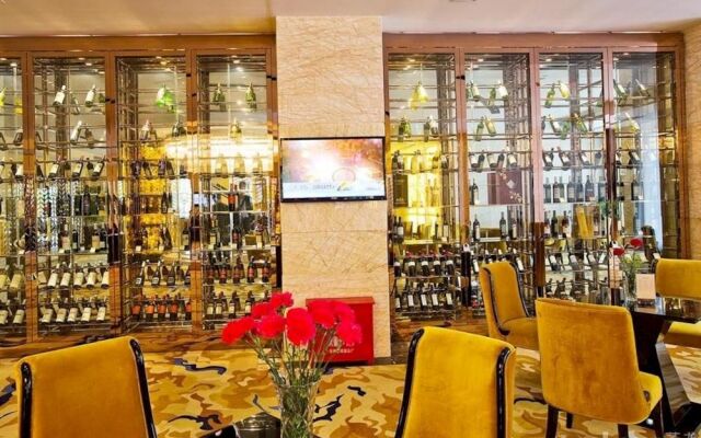 Yichang Golden Lion Hotel