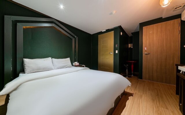 S1 Motel
