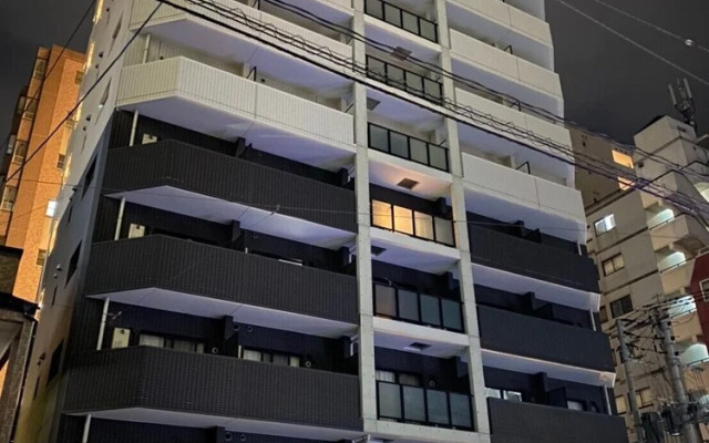 Local Hakata Apartment