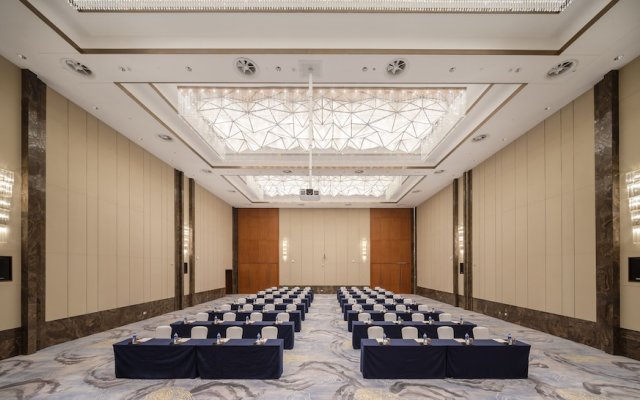 Wuhan Optics Valley Convention Hotel