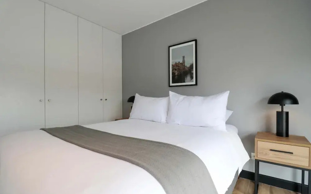 w Elegant 2BR w Great Deco in San Isidro