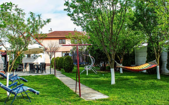 Mary Apartment