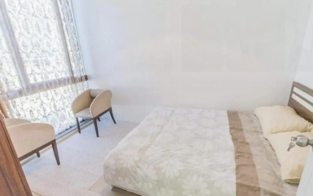 216 Eagle Palace Suite