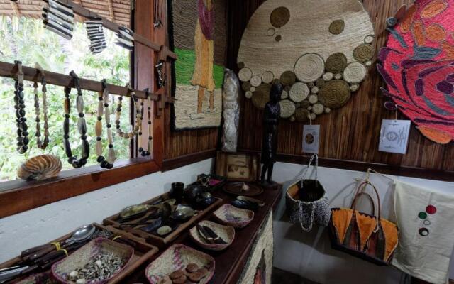 Analatsara Eco Lodge
