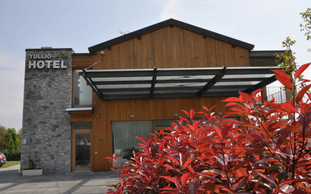 Tullio Hotel