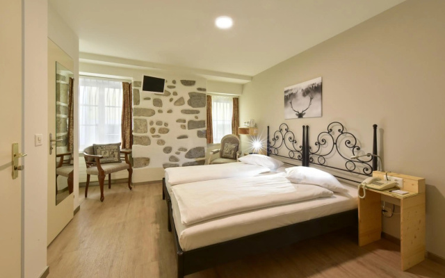 Hotel Hirschen – Guest Rooms – Zurich