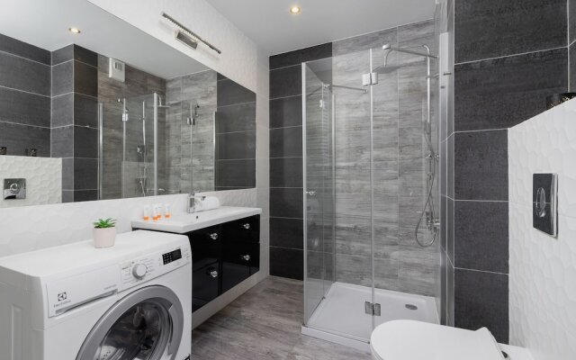 Slusarska Apartment Cracow by Renters