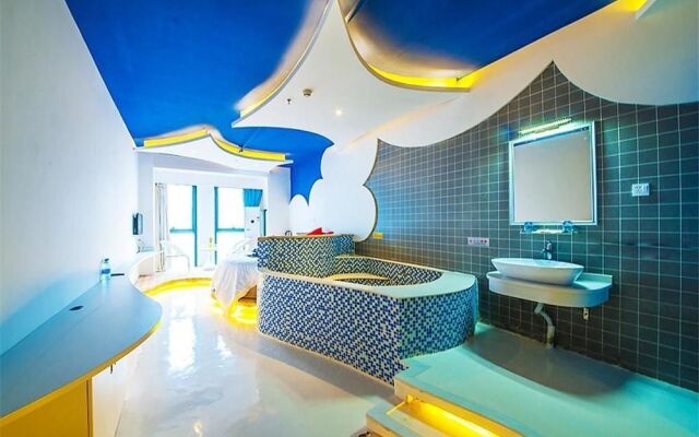 Huaqianshu Date Theme Design Hotel