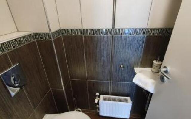 Royal Luxus Wellness Apartman