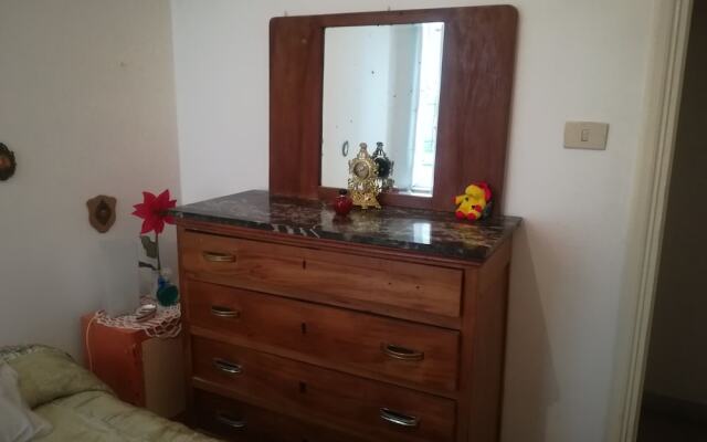 Vintage old Apartment in Castel di Tora