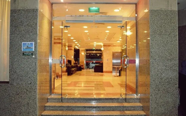 Multaqa Al Zowar Hotel