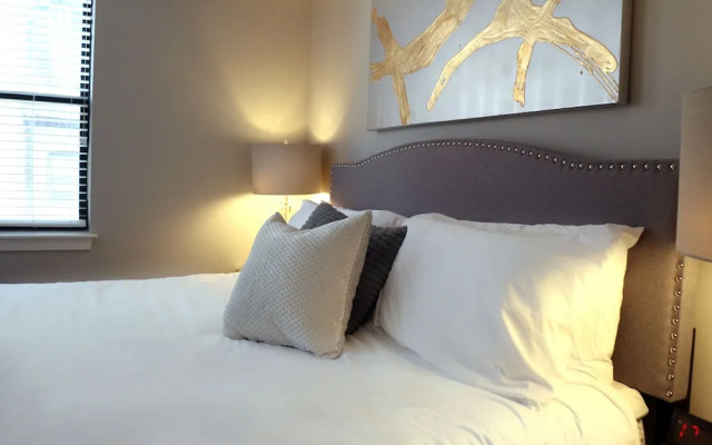 Charming One Bedroom Suite