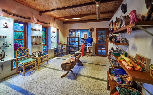 Cocotinos Manado - A Boutique Beach Resort