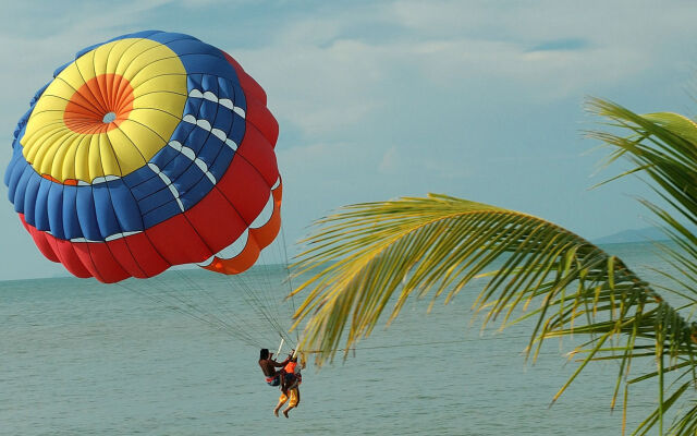 Rainbow Paradise Beach Resort