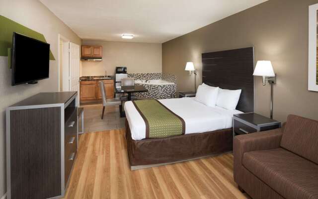 Days Inn & Suites by Wyndham Athens Alabama