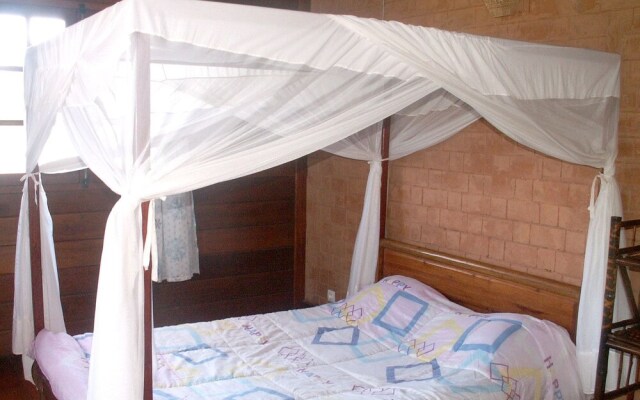 House With 4 Bedrooms in Toamasina, With Terrace - 200 m From the Beac — фото 2