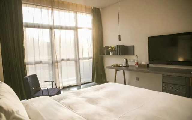 ZuoYouKe Theme Hotel