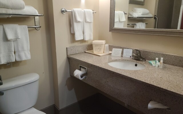 Comfort Suites Forsyth