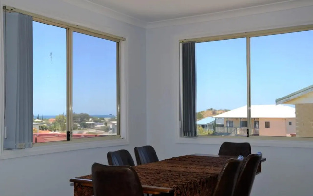 Birds Nest- Feel the Ocean Breeze