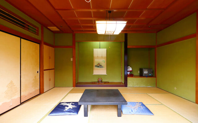 Ryokan Karasawa
