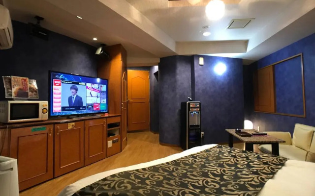Hotel Fairy Tale (Adult Only)