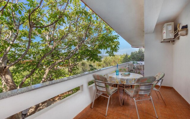 Nice Home in Punat With Wifi and 2 Bedrooms