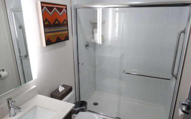 La Quinta Inn & Suites by Wyndham Tulsa Downtown/Route 66