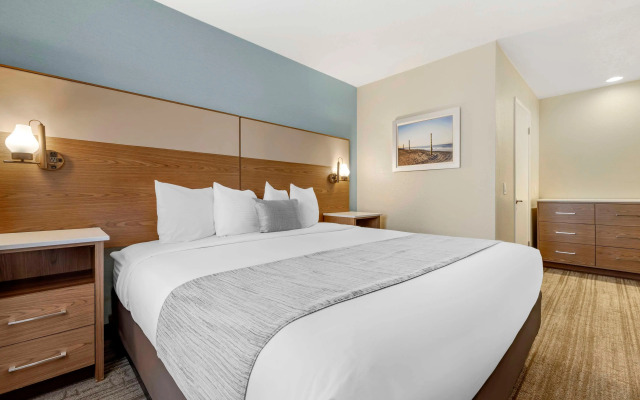 Best Western Carlsbad by the Sea