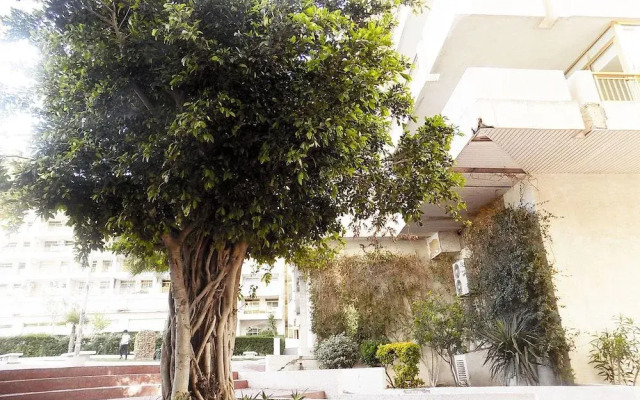 Apartsalou Lea