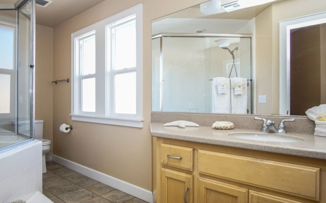 361 C Hinds 3 Bedroom Townhouse by Redawning