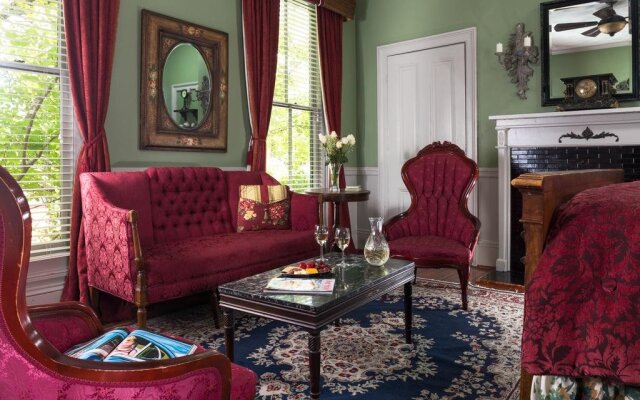 The Aerie Bed and Breakfast