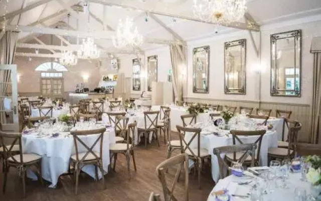 Ravenwood Hall Hotel