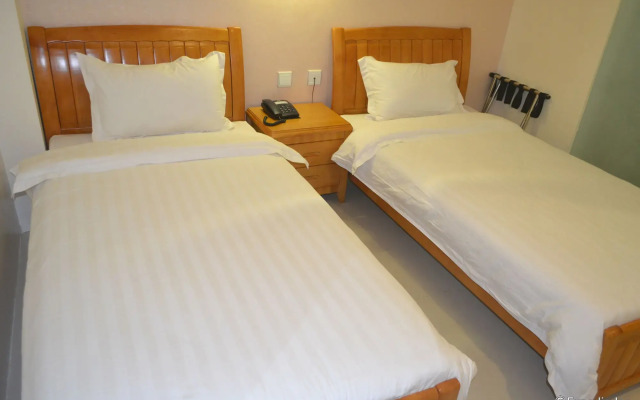 Casa Rafael Business Inn
