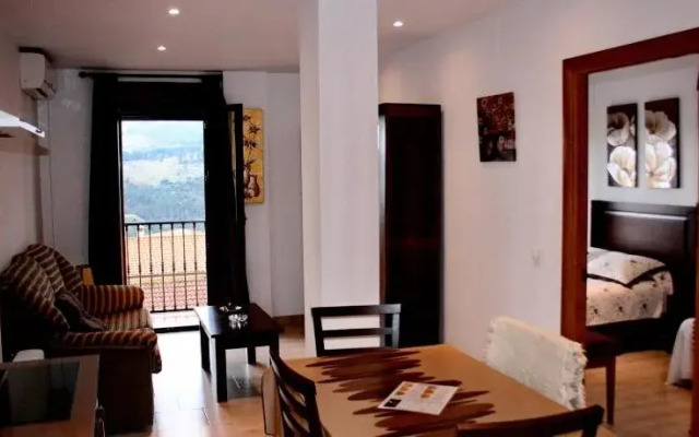 Apartamentos Turisticos Mirayuste