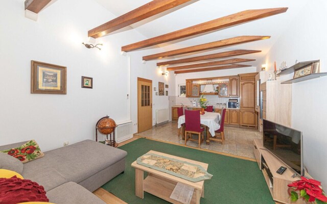 Nice Home in Kastel Novi With Sauna, Wifi and 4 Bedrooms