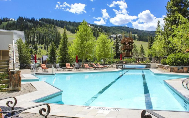 Shoshone Condos at Big Sky Resort