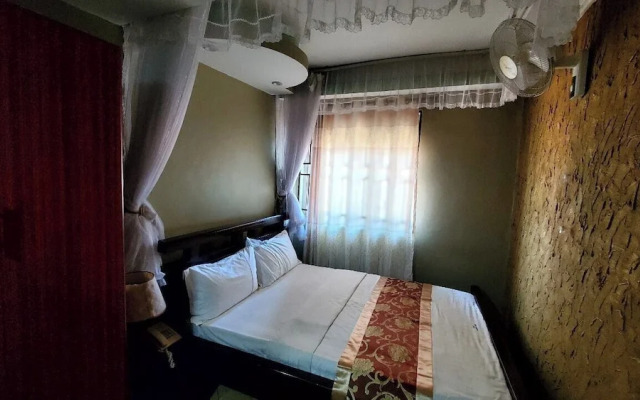 Chello Suites