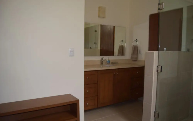 Apartment 3Br Ocean View 1531