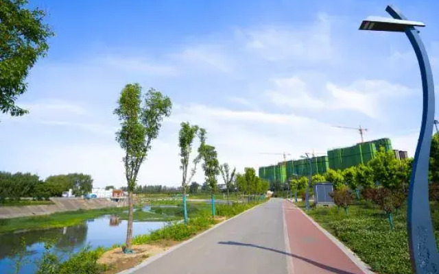 Riste Hotel (Luoxin industrial cluster, Xin'an County)