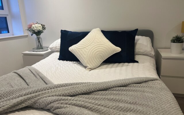 HU1 Hull City Centre Modern Apartment H9