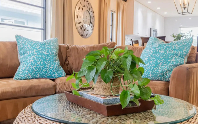 Private Pool + Sunroom Beach Escape at Manatee