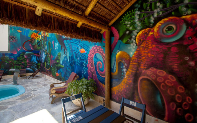 Longboard Paradise Surf Club