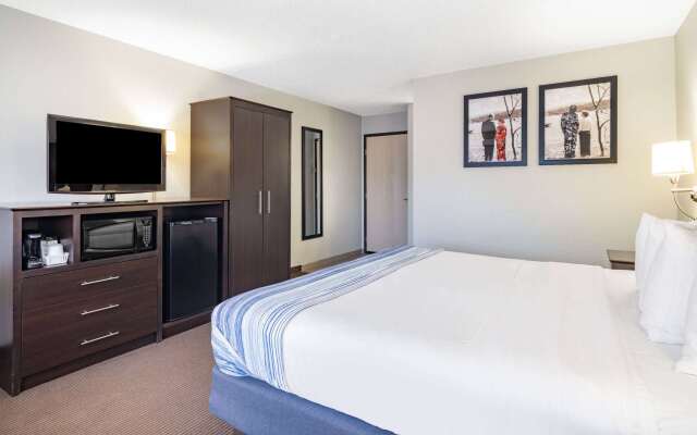 AmericInn by Wyndham Plover Stevens Point