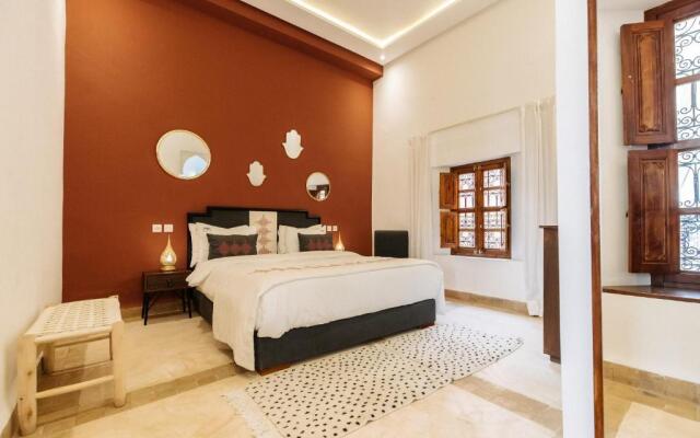 Riad NayaNour