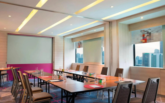 Aloft Jakarta Wahid Hasyim