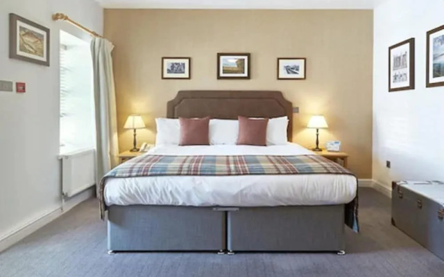 Redesdale Arms Hotel