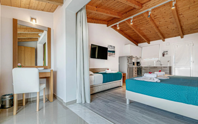 Palapart Gikas Suites And Studios