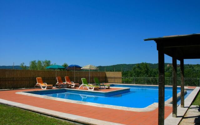 Stunning private villa for 8 guests with private pool, WIFI, TV, terrace, pets allowed and parking