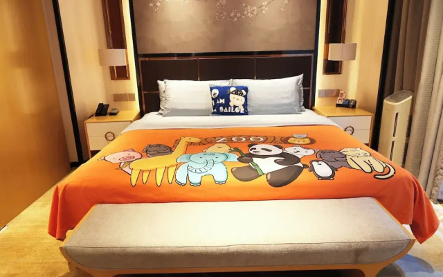 Serene Yuhua Hotel