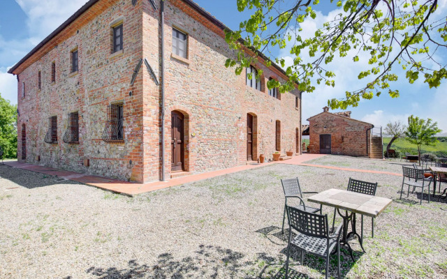 Typical Tuscan farmhouse with swimming pool and A/C